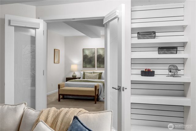4290 Shoreclub Drive, Mercer Island, WA 98040