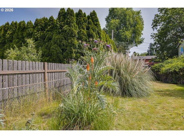 9009 N BRISTOL Ave, Portland, OR 97203