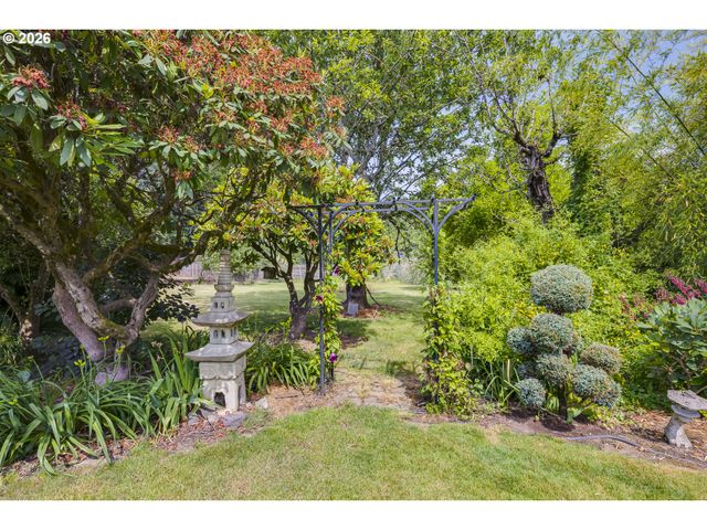 9009 N BRISTOL Ave, Portland, OR 97203