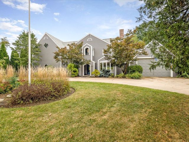 1953 Harlem Boulevard, Rockford, IL 61103