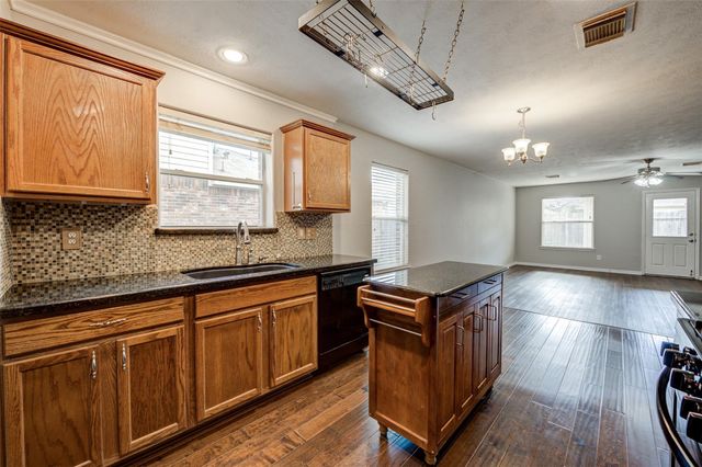 6703 Northridge Trace Lane, Spring, TX 77379