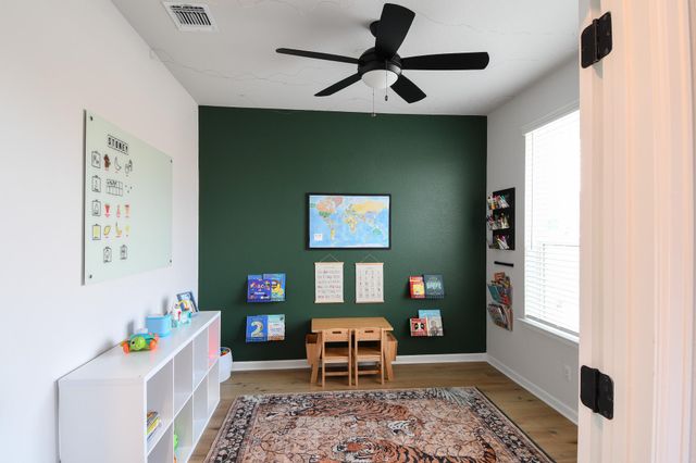 166 Twistleaf DR, Buda, TX 78610