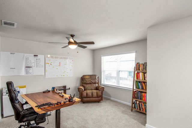 166 Twistleaf DR, Buda, TX 78610