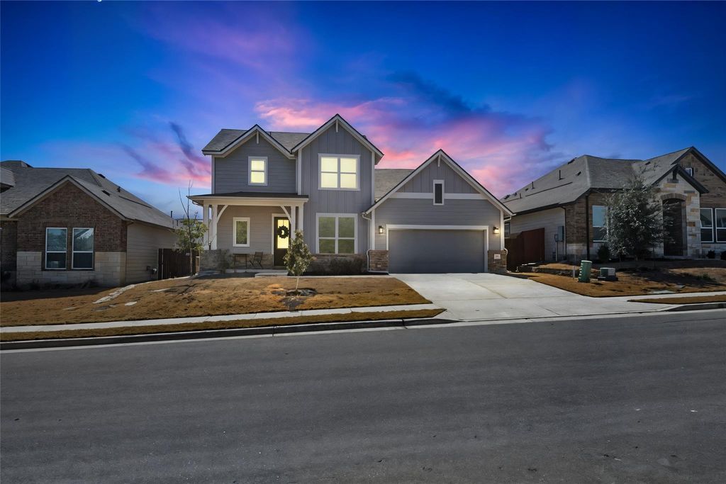 166 Twistleaf DR, Buda, TX 78610