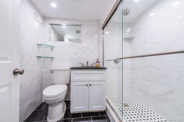 10825 Union Turnpike, Forest Hills, NY 11375