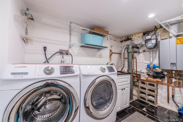 10825 Union Turnpike, Forest Hills, NY 11375