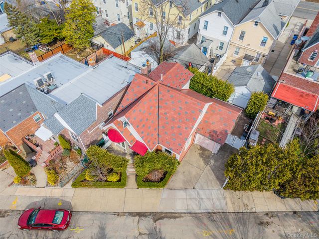 10825 Union Turnpike, Forest Hills, NY 11375