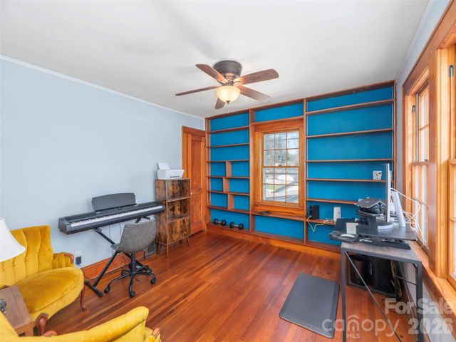 20 Zemery Lane, Waynesville, NC 28786