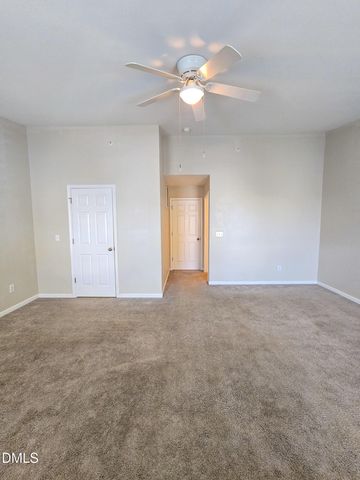 8641 Neuse Club Lane, Raleigh, NC 27616