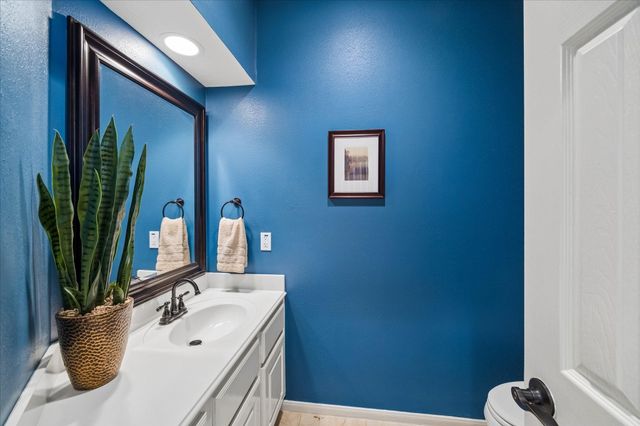 6402 Gladehill Drive, Kingwood, TX 77345