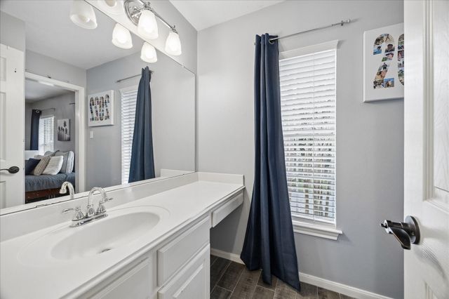 6402 Gladehill Drive, Kingwood, TX 77345