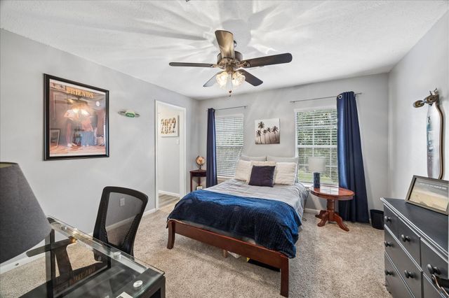 6402 Gladehill Drive, Kingwood, TX 77345