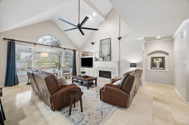 6402 Gladehill Drive, Kingwood, TX 77345