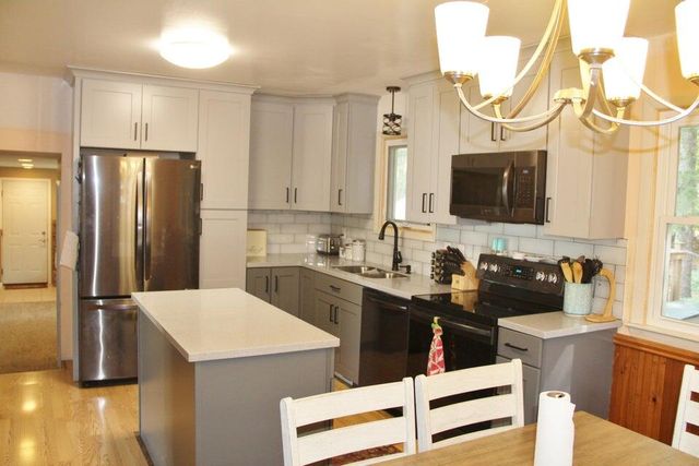 4878 Stanwood Street, Norton Shores City, MI 49441