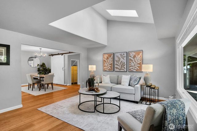 12117 NE 143rd Place, Kirkland, WA 98034
