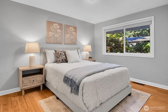 12117 NE 143rd Place, Kirkland, WA 98034