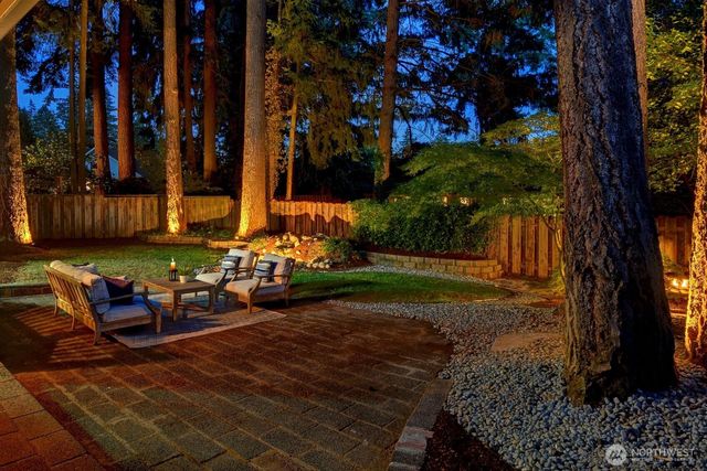 12117 NE 143rd Place, Kirkland, WA 98034