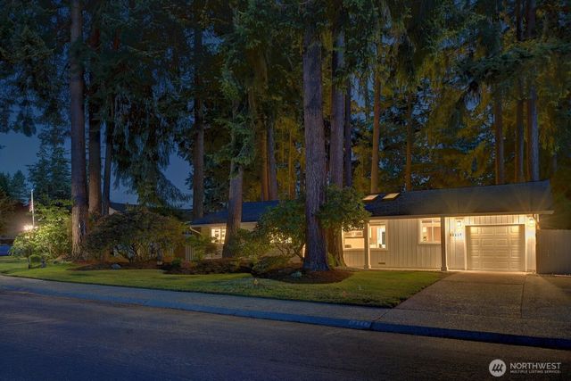 12117 NE 143rd Place, Kirkland, WA 98034
