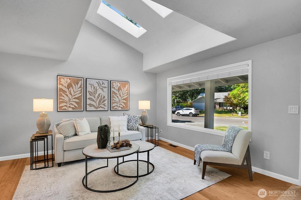 12117 NE 143rd Place, Kirkland, WA 98034
