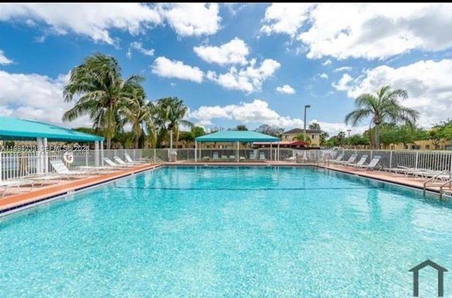 1656 SE 29th Ct 107, Homestead, FL 33035