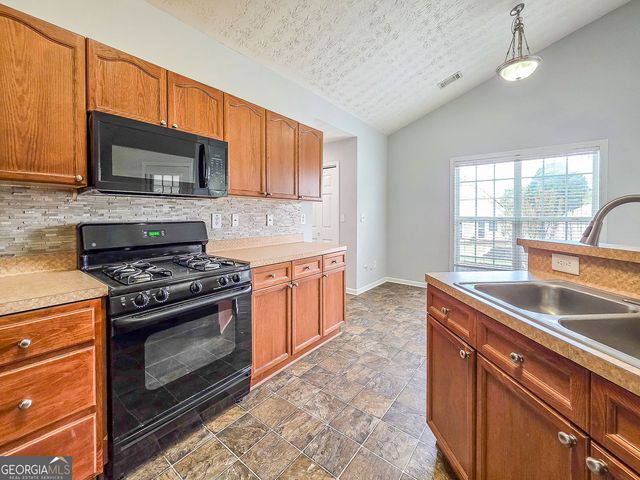 2610 Snowcrest Place, Bethlehem, GA 30620