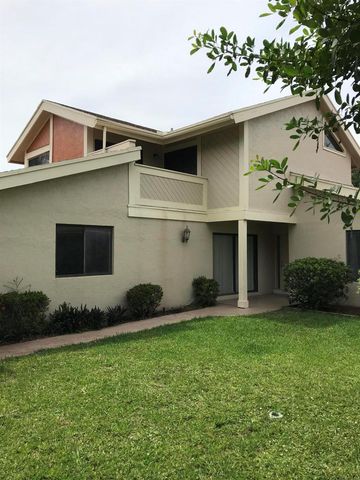 7785 W Stanway Place W, Boca Raton, FL 33433