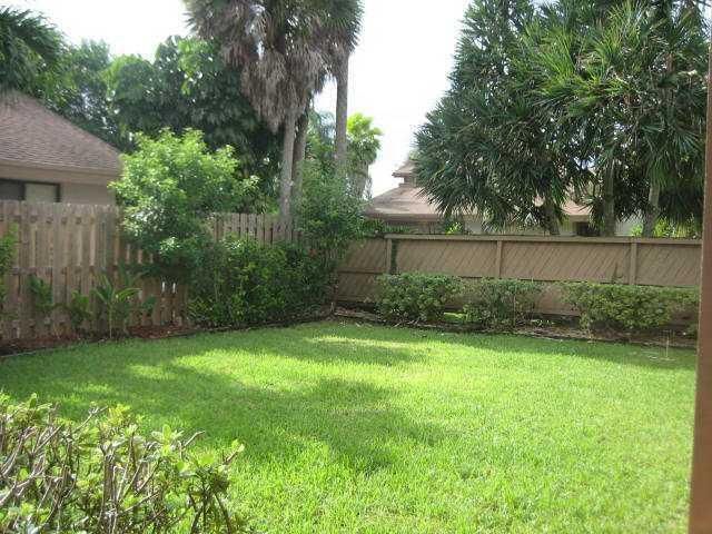 7785 W Stanway Place W, Boca Raton, FL 33433