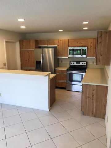 7785 W Stanway Place W, Boca Raton, FL 33433