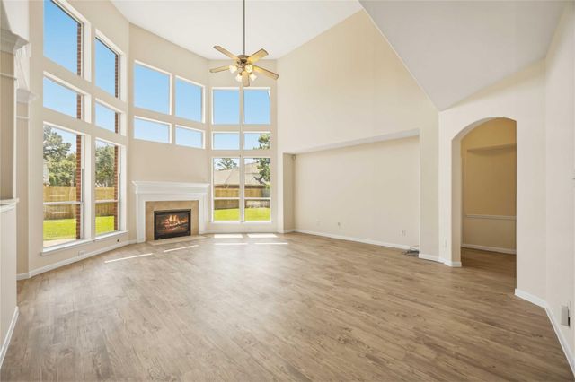 5727 Candlecreek Drive, Richmond, TX 77469