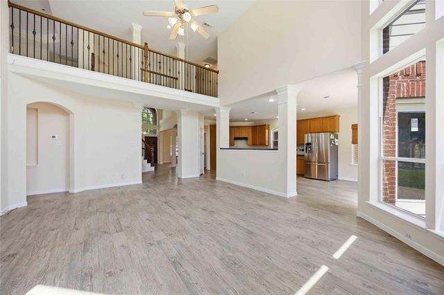 5727 Candlecreek Drive, Richmond, TX 77469