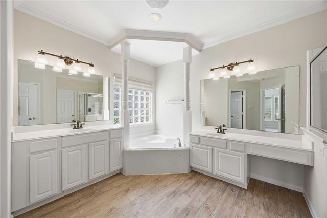 5727 Candlecreek Drive, Richmond, TX 77469
