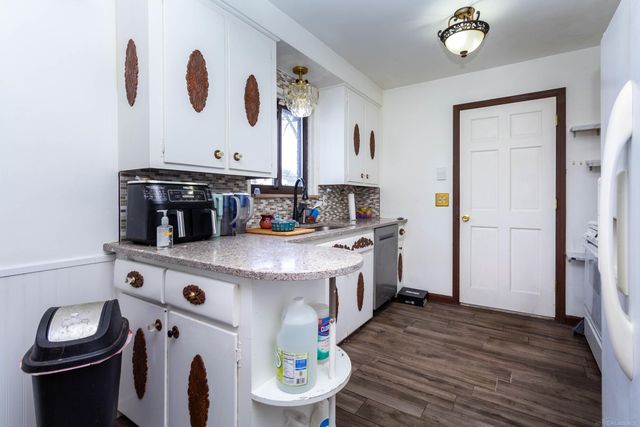 8729 Kidley Drive Drive, Sterling Heights, MI 48314