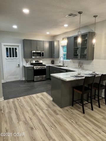 1625 Chouteau Avenue, Baxter Springs, KS 66713