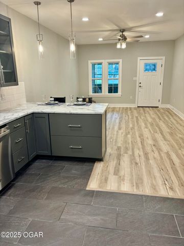 1625 Chouteau Avenue, Baxter Springs, KS 66713