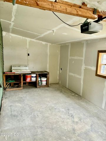 1625 Chouteau Avenue, Baxter Springs, KS 66713