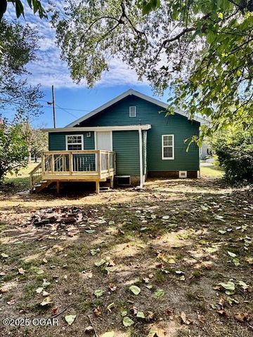 1625 Chouteau Avenue, Baxter Springs, KS 66713