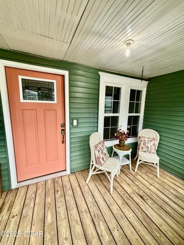 1625 Chouteau Avenue, Baxter Springs, KS 66713