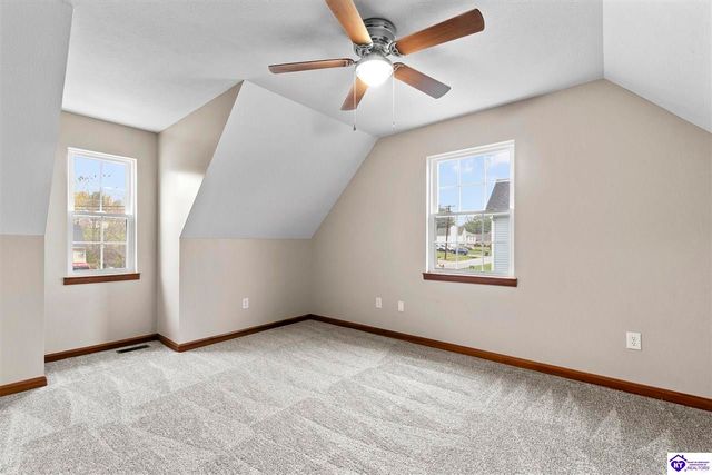 832 Edgebrook Drive, Vine Grove, KY 40175