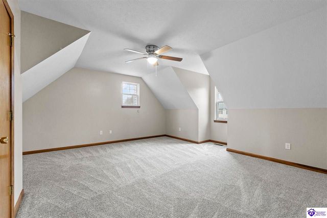 832 Edgebrook Drive, Vine Grove, KY 40175