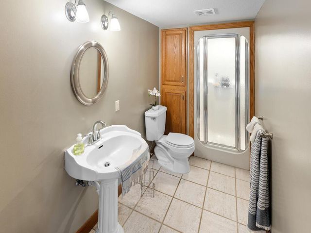 20025 Jeffrey Avenue N, Forest Lake, MN 55025
