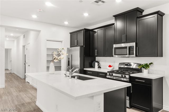 600 North Carriage Hill Drive 2168, Las Vegas, NV 89138