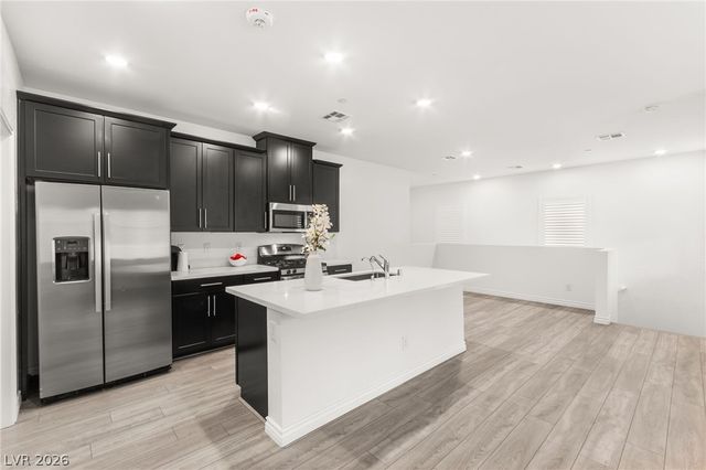 600 North Carriage Hill Drive 2168, Las Vegas, NV 89138