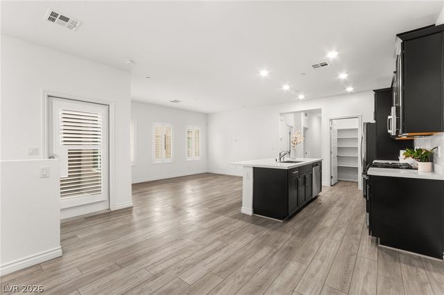 600 North Carriage Hill Drive 2168, Las Vegas, NV 89138