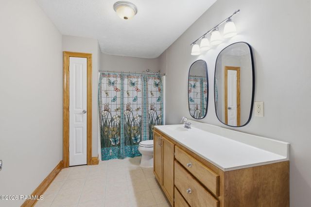 21259 Highway 101, Iowa, LA 70647