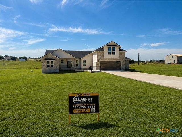 197 Lakeview Circle, La Vernia, TX 78121