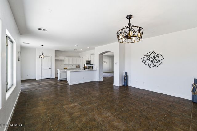 18613 N MILLER Way, Maricopa, AZ 85139