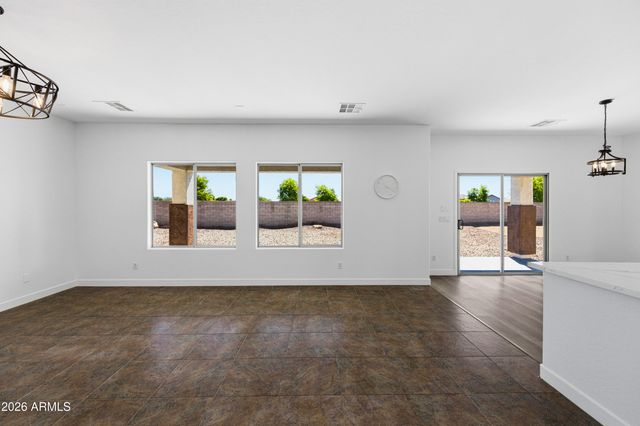 18613 N MILLER Way, Maricopa, AZ 85139