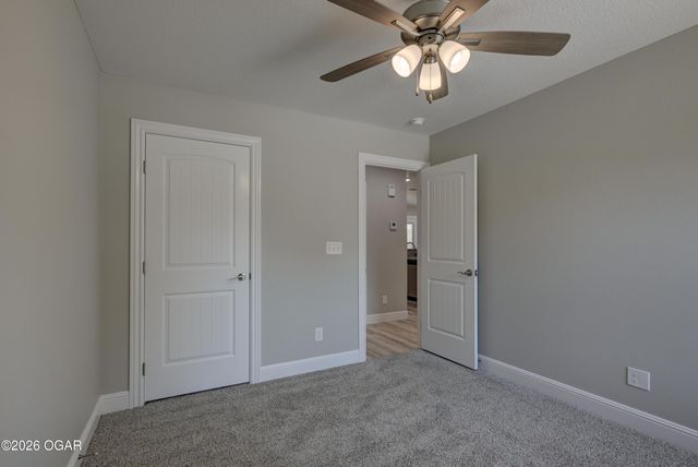 421 Wolfe Drive, Duenweg, MO 64841