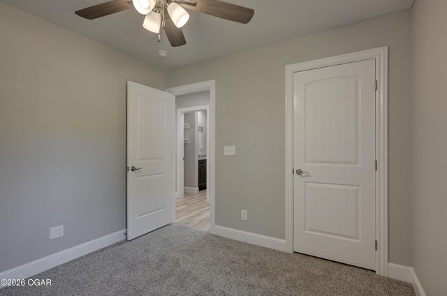 421 Wolfe Drive, Duenweg, MO 64841