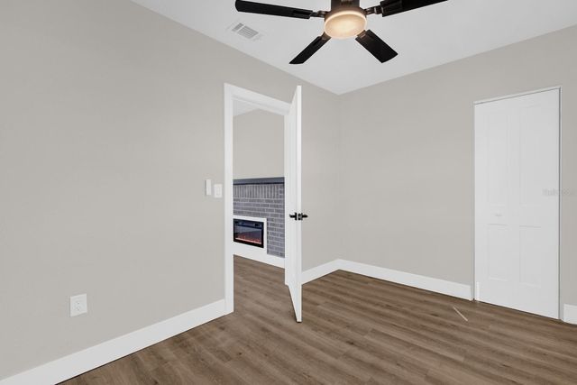 821 PINEDALE AVENUE, Orlando, FL 32808